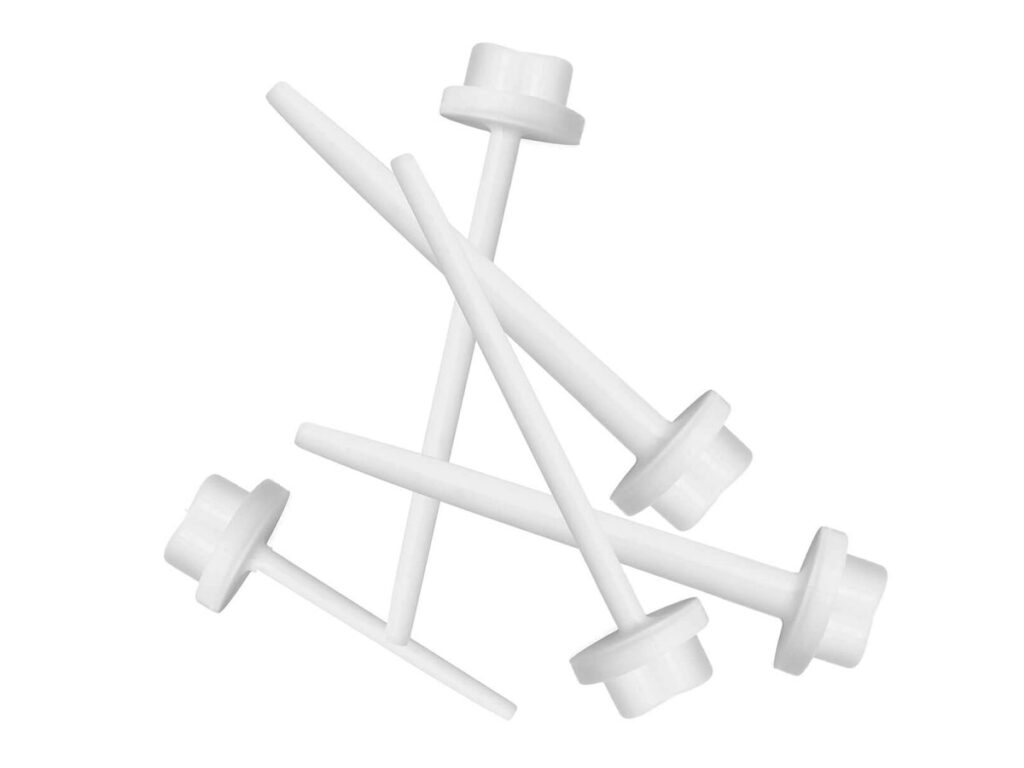 Stoma plugs